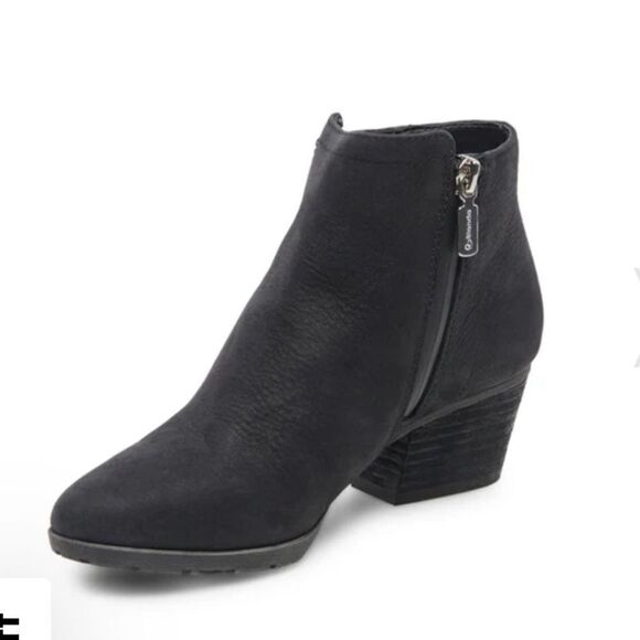 Blondo Valli Black Nubuck Waterproof Ankle Booties | Size 6.5 - Picture 1 of 12